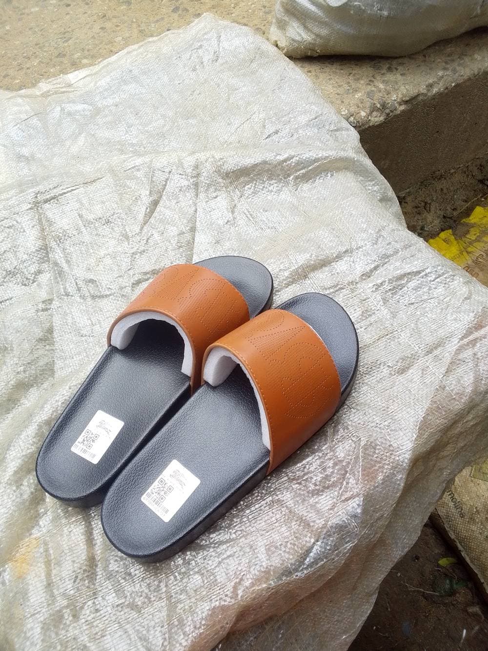 Burberry palm
