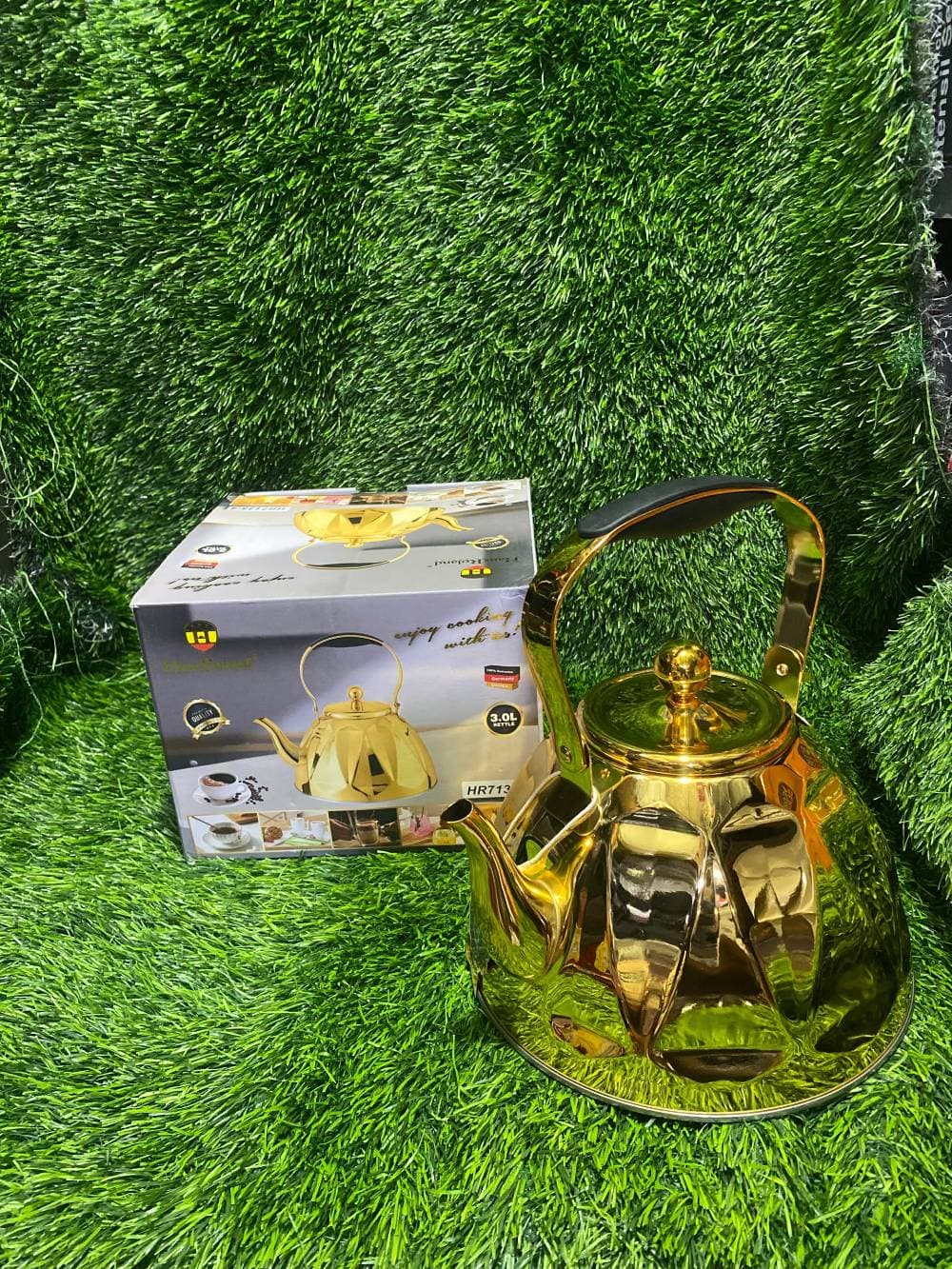 Haus roland gold kettle 
