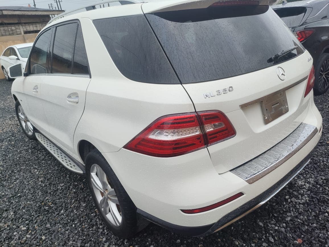 ML350 2013 just 3 months use like brand new 