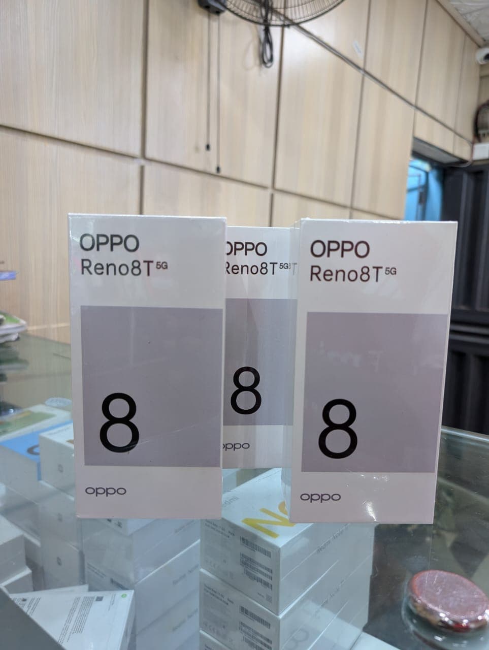 OPPO Rona 8t
