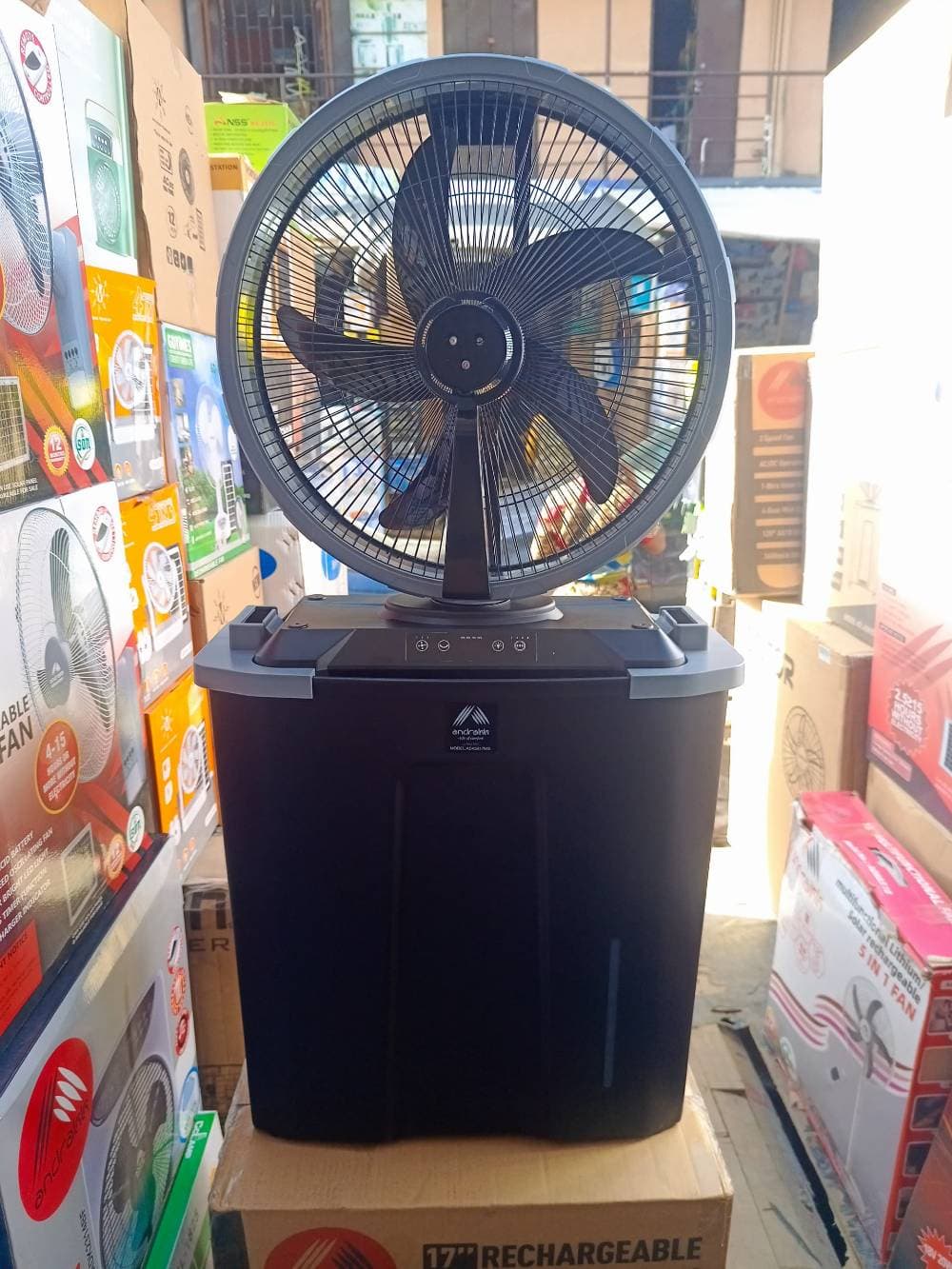 ANDRAKK 17" RECHARGEABLE WATER COOLING FAN 