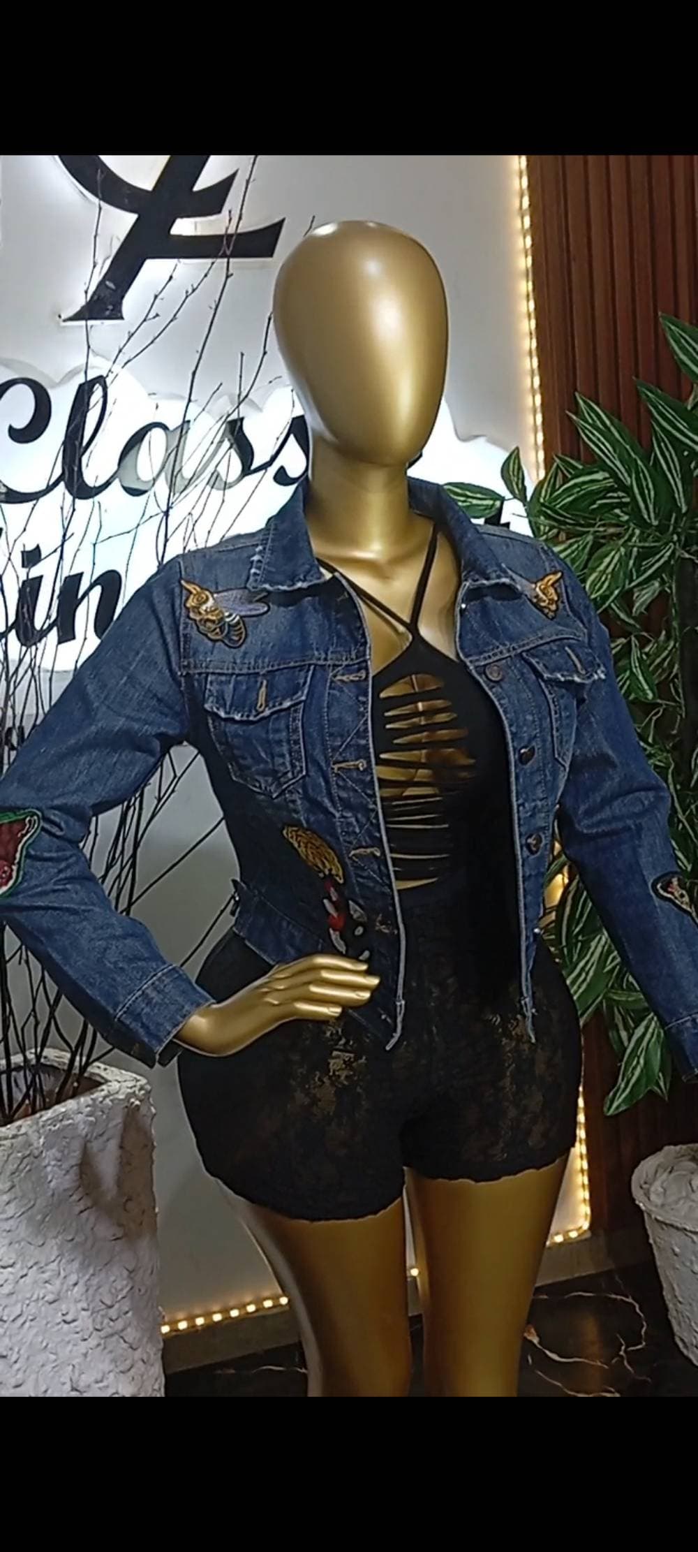  Classic Jeans jacket 
