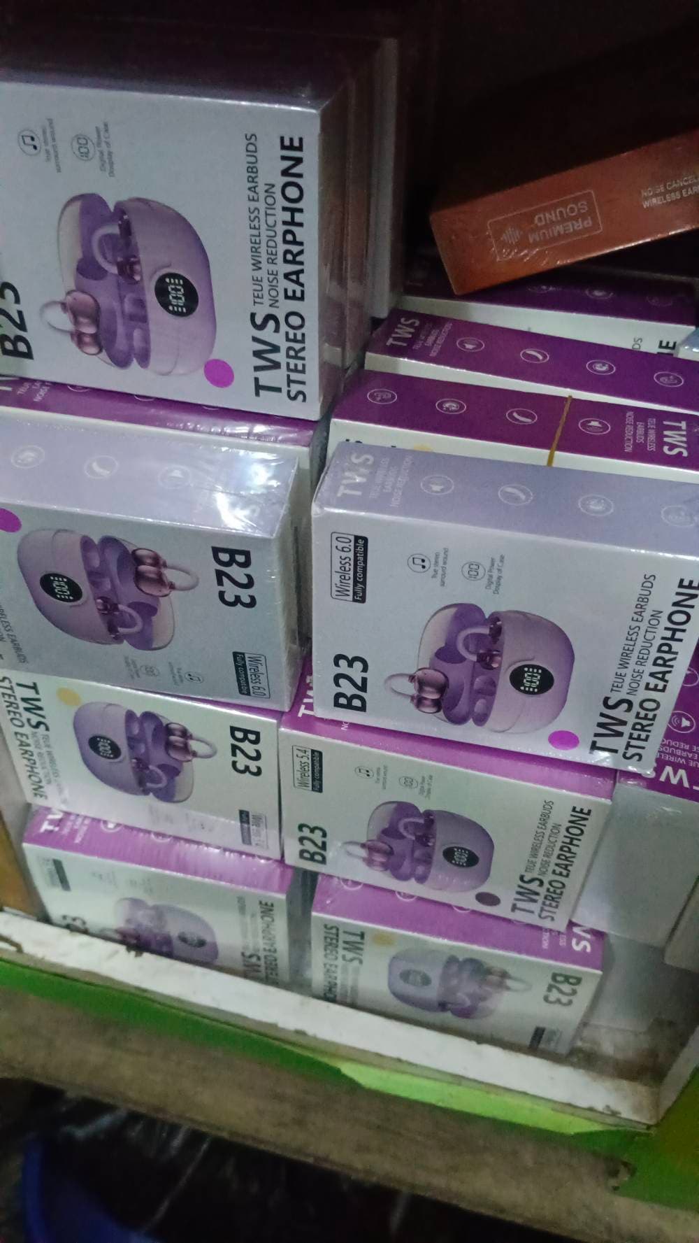 All kinds of phones accessories 