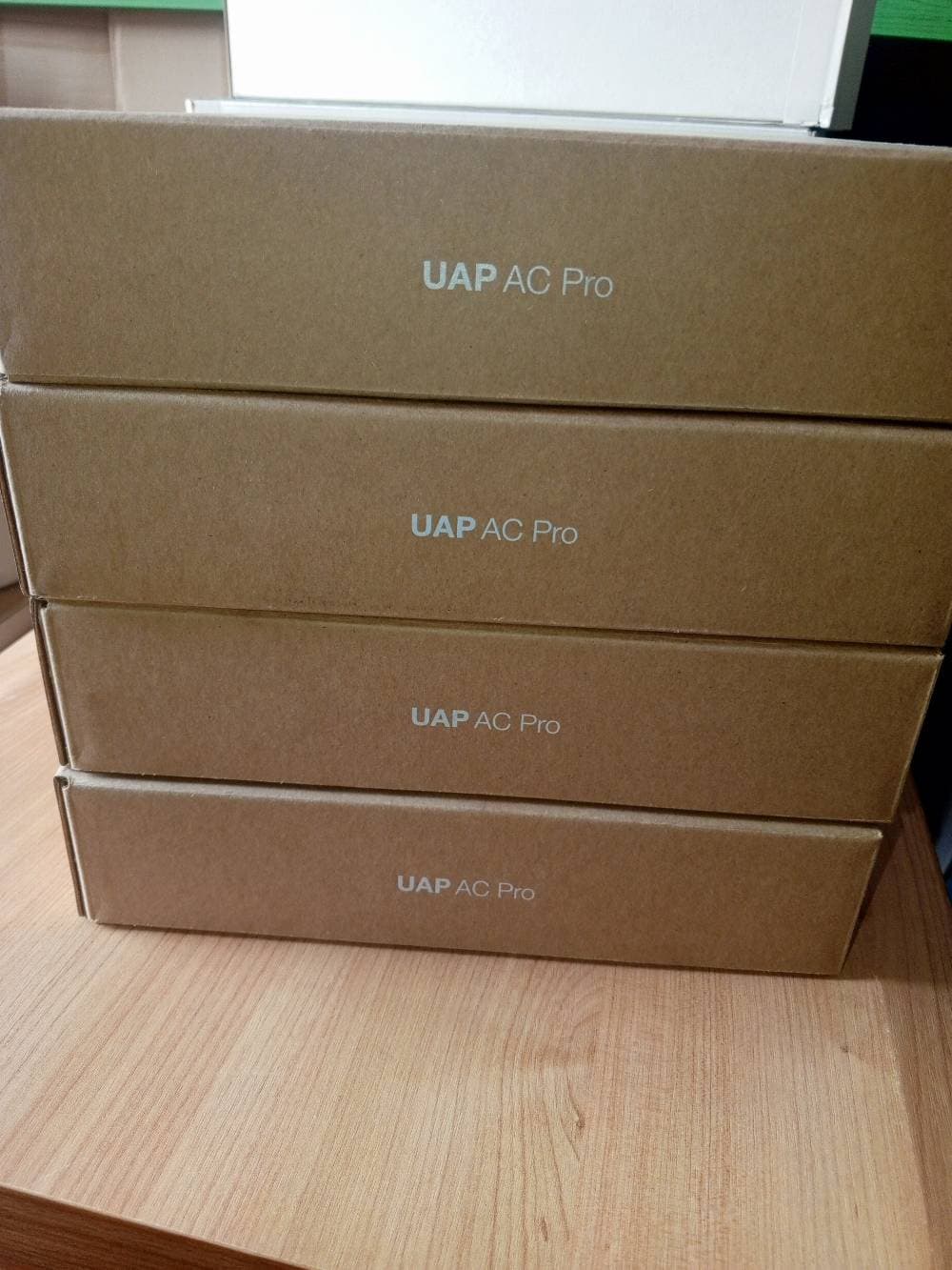 Ubiquiti UAP AC PRO  WI-FI 