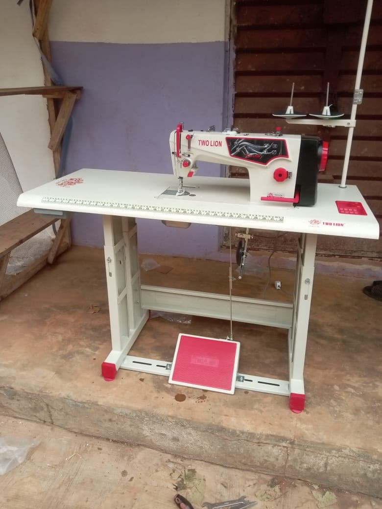Industrial straight machine 
