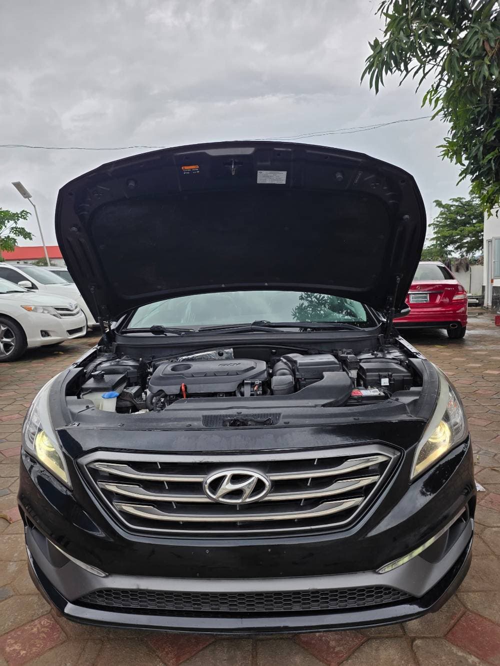 Hyundai sonata