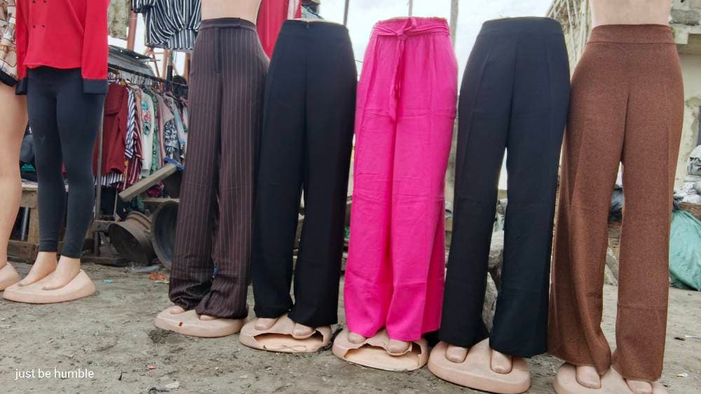 Ladies wear pants , photo 1 of 5